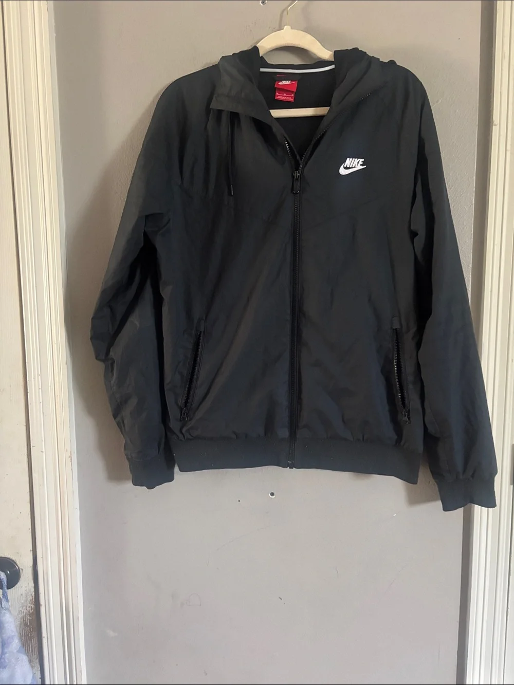 Nike Black Hooded Men’s Windbreaker Jacket